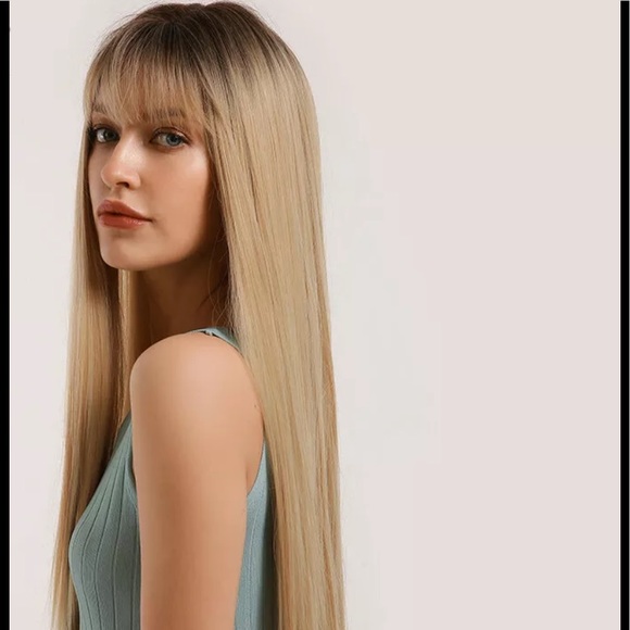 NEW beautiful ombré silky straight blonde wig - Picture 2 of 2